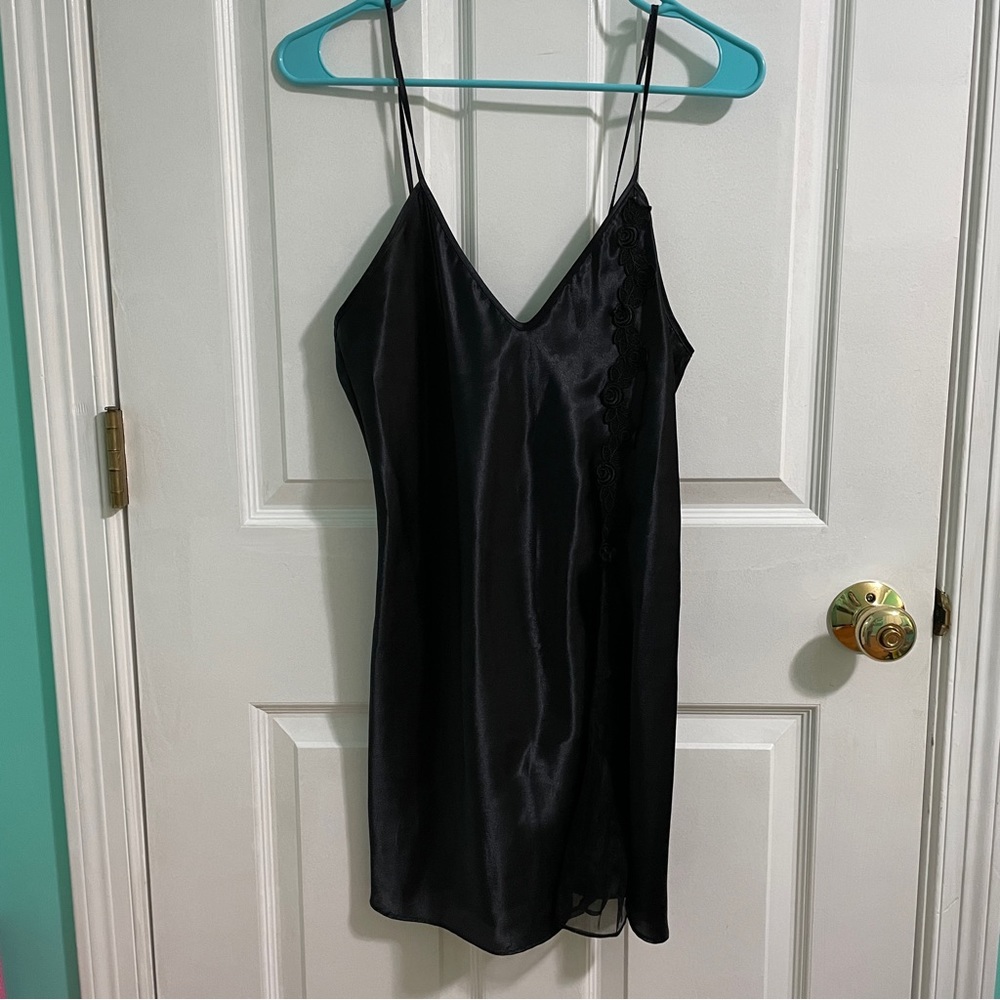 Vintage Val Mode Lingerie